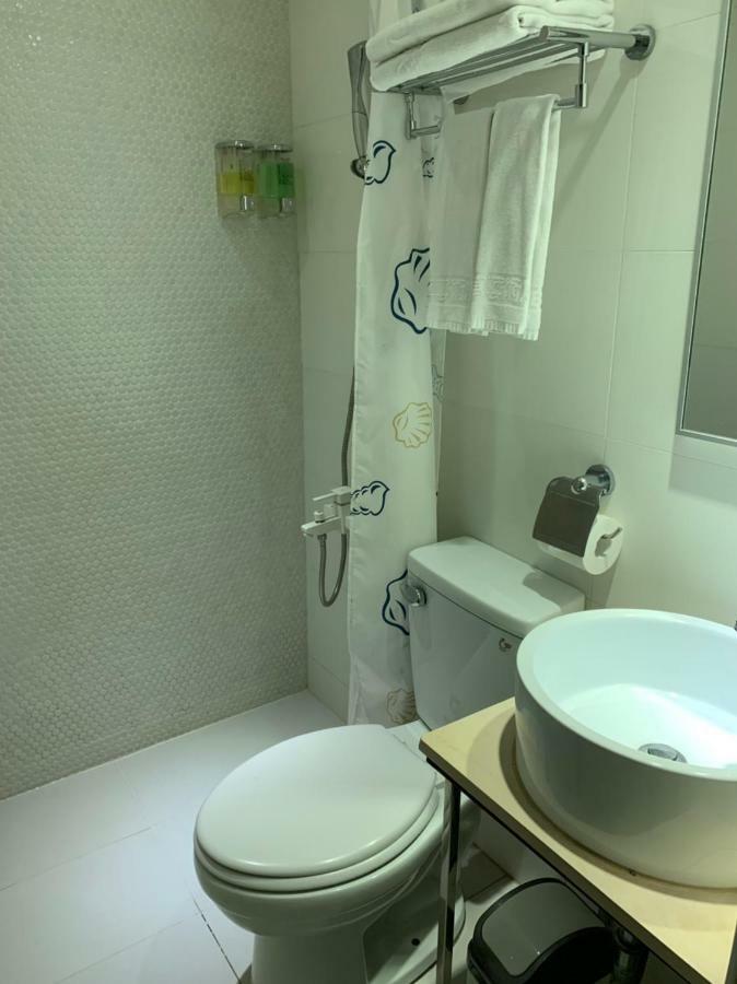 Herb Art Hotel Цзилун Экстерьер фото